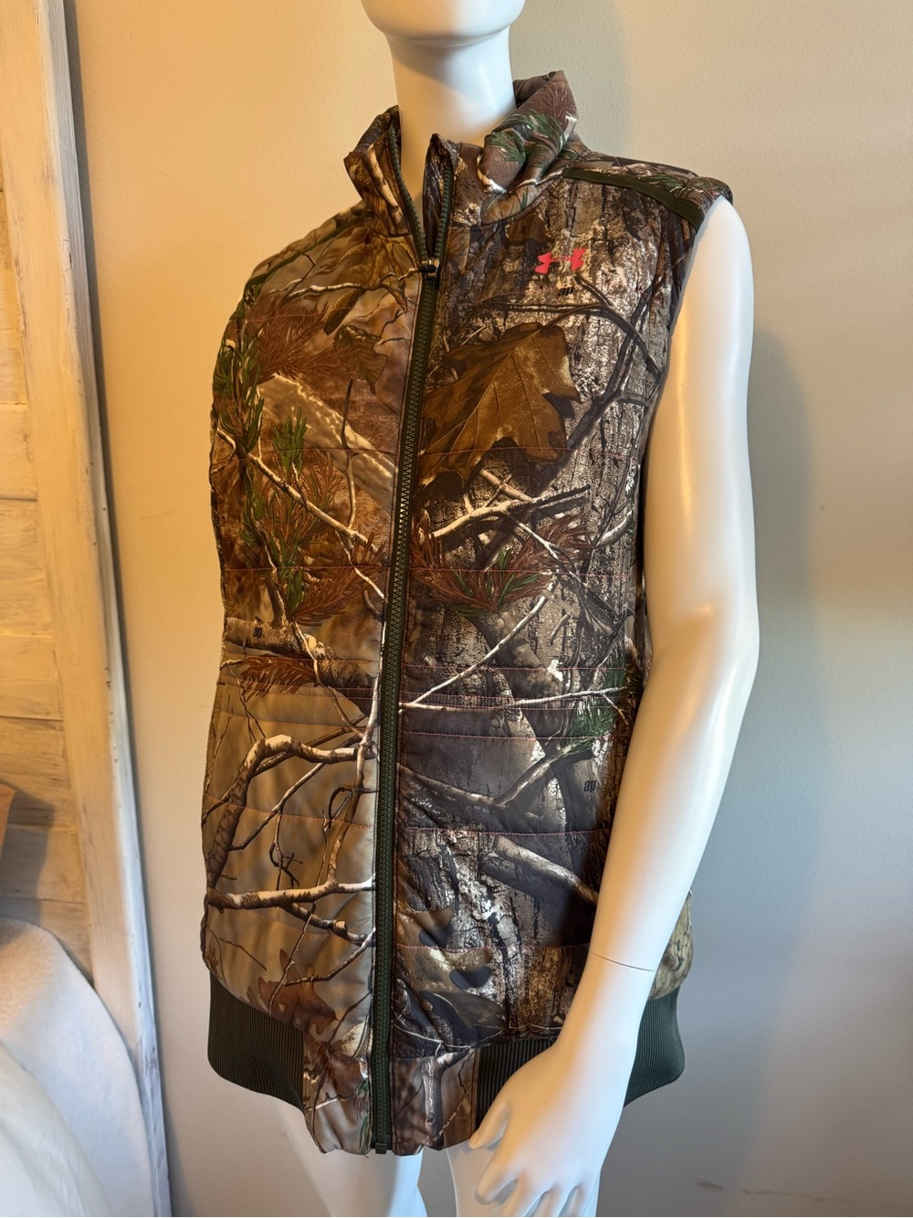 Under Armour Men's Camo Quilted Vest in Brown and Green